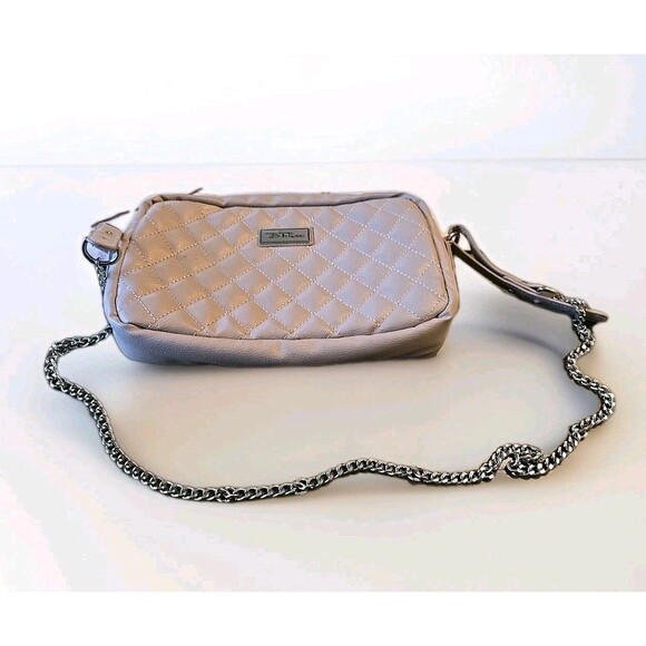 Bella Russo Shoulder Purse Beige Silver Chain Quilted Medium - Picture 5 of 7